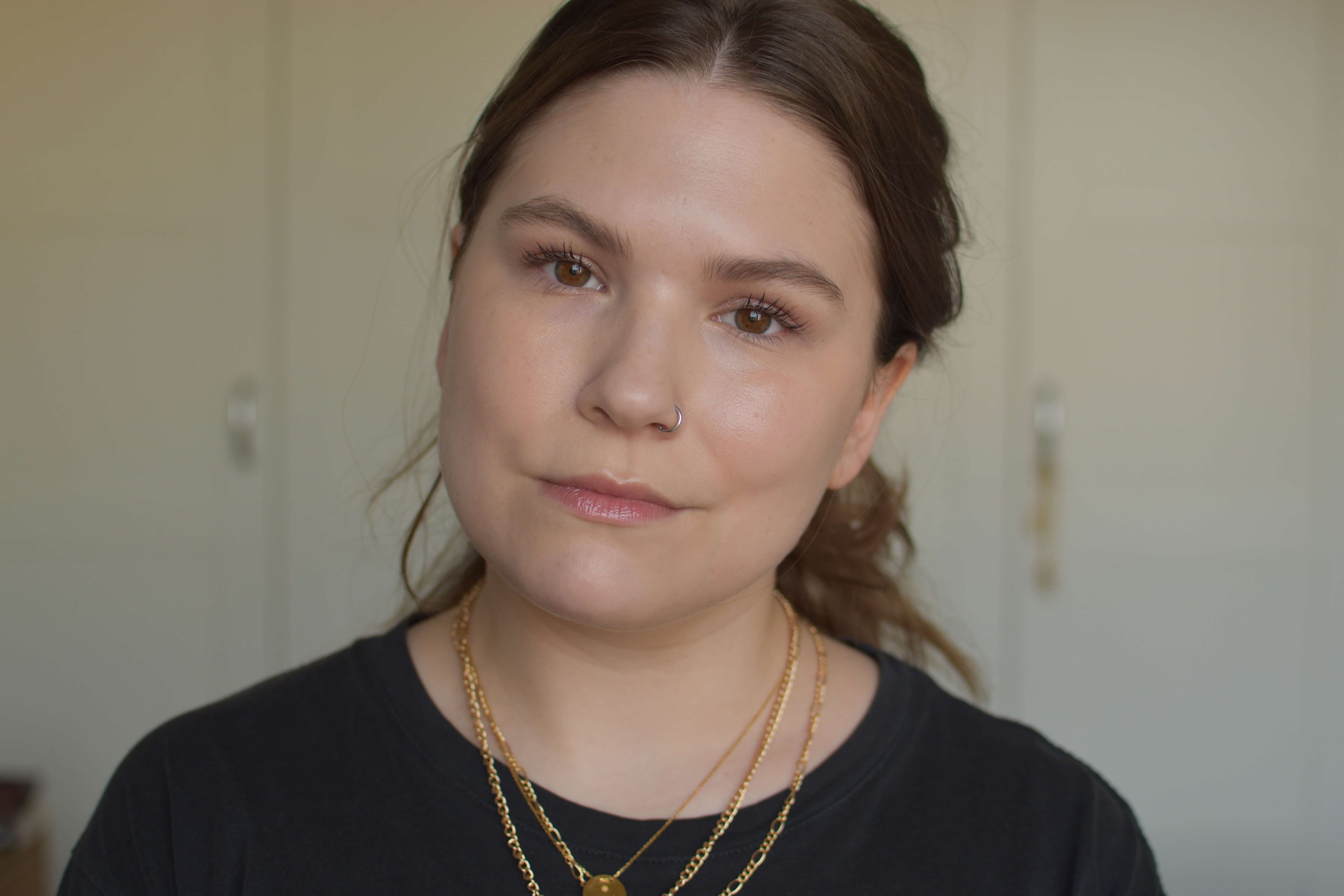 Review B.A.E. by Hema Shake Up Skin Tint in 02 Warm Sun